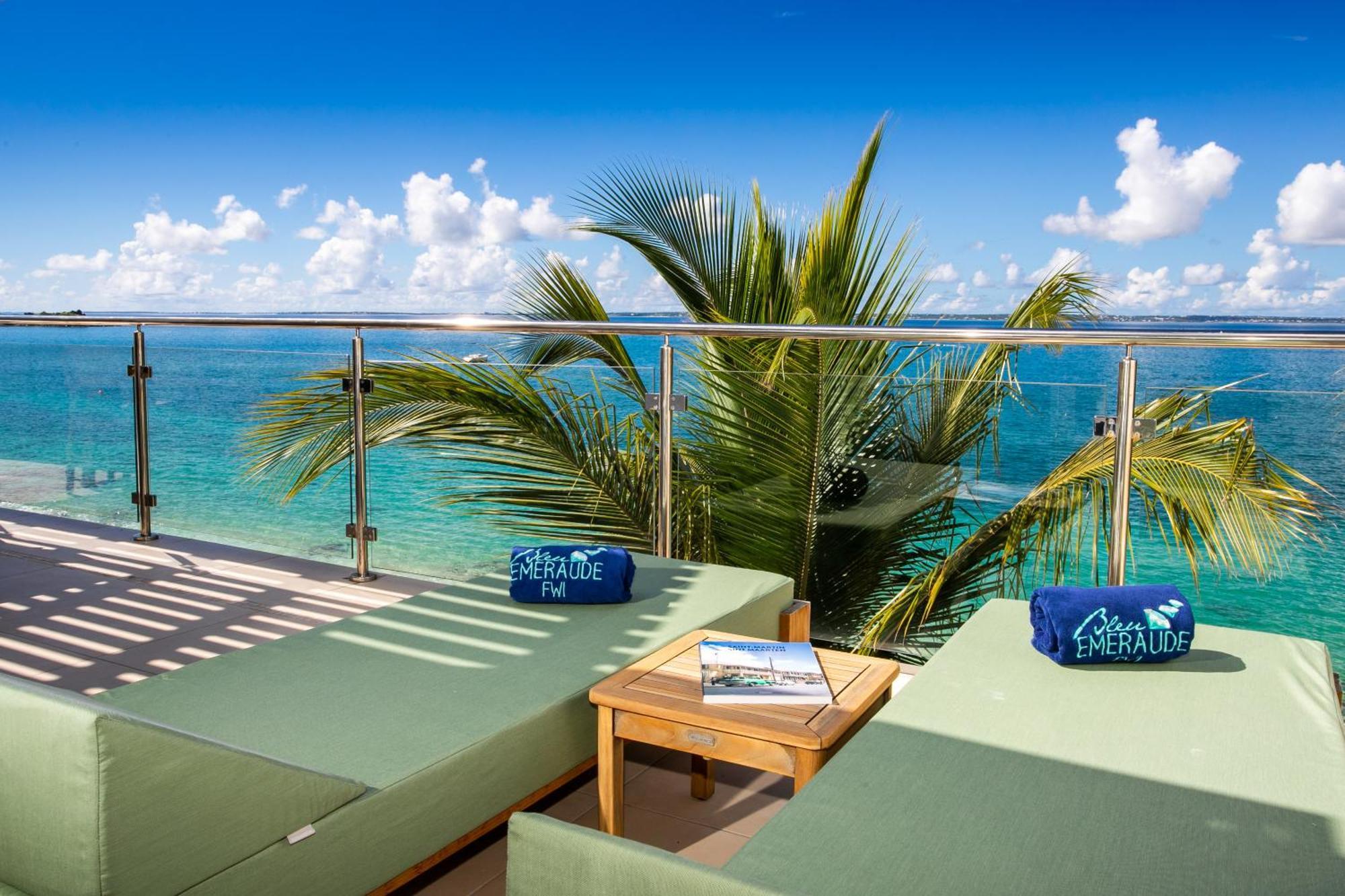 Bleu Emeraude Hotel グランカーズ エクステリア 写真