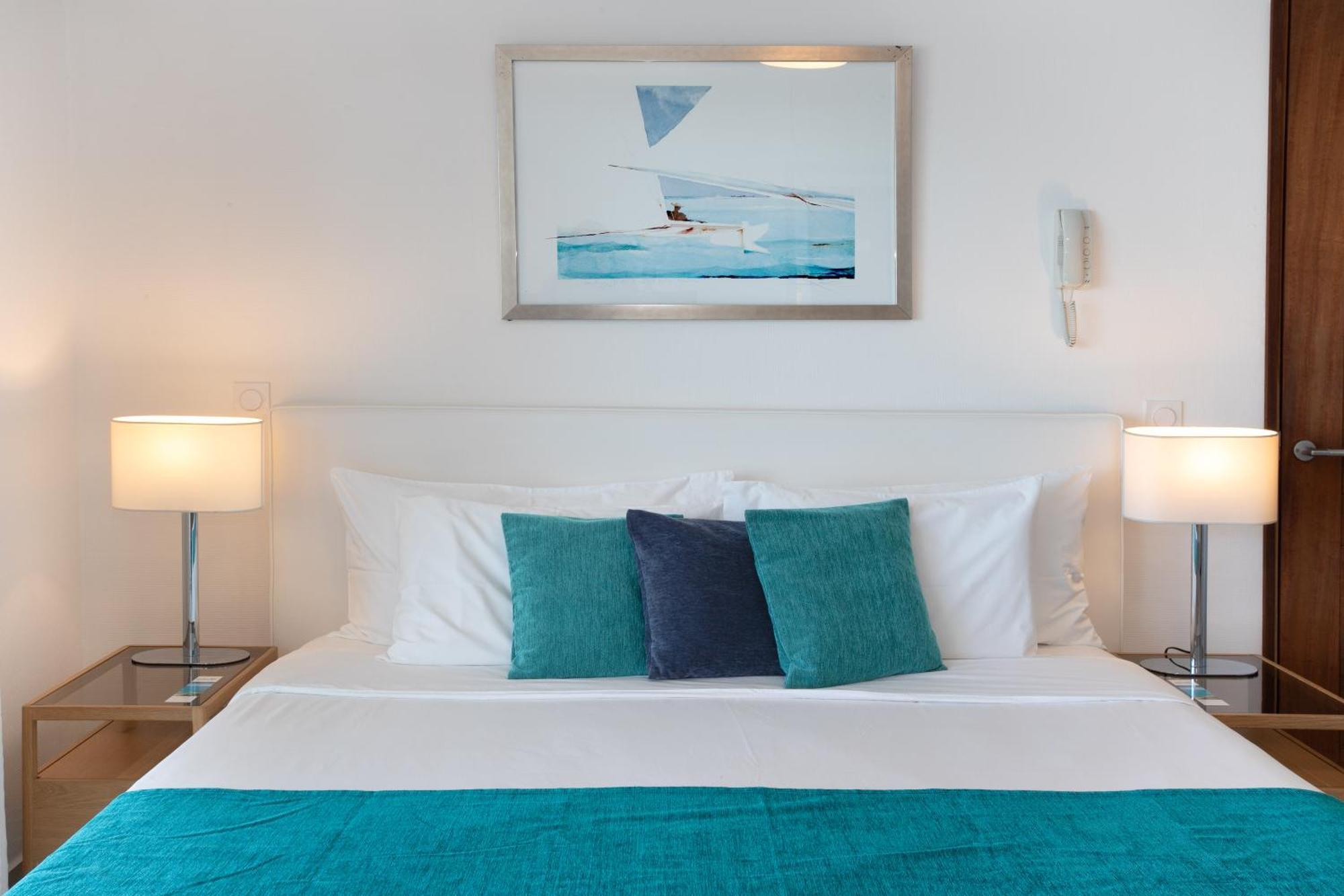 Bleu Emeraude Hotel グランカーズ エクステリア 写真